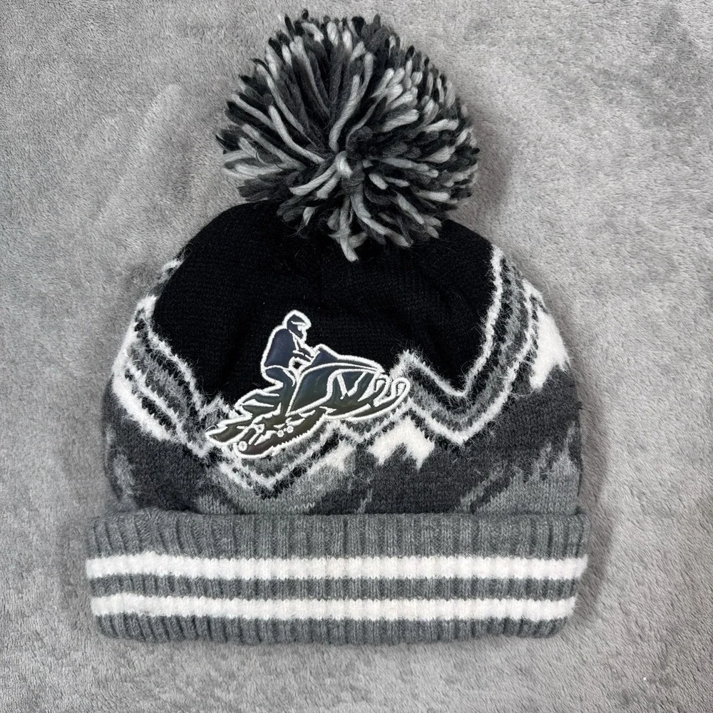 The Children's Place Kids L/XL Black Gray Mountain Pom Beanie Winter Ski Hat